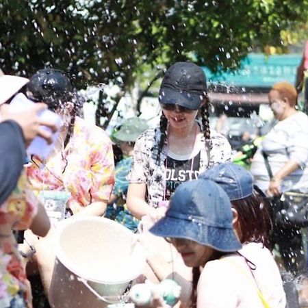 W2 Hostel Chiang Mai Ngoại thất bức ảnh